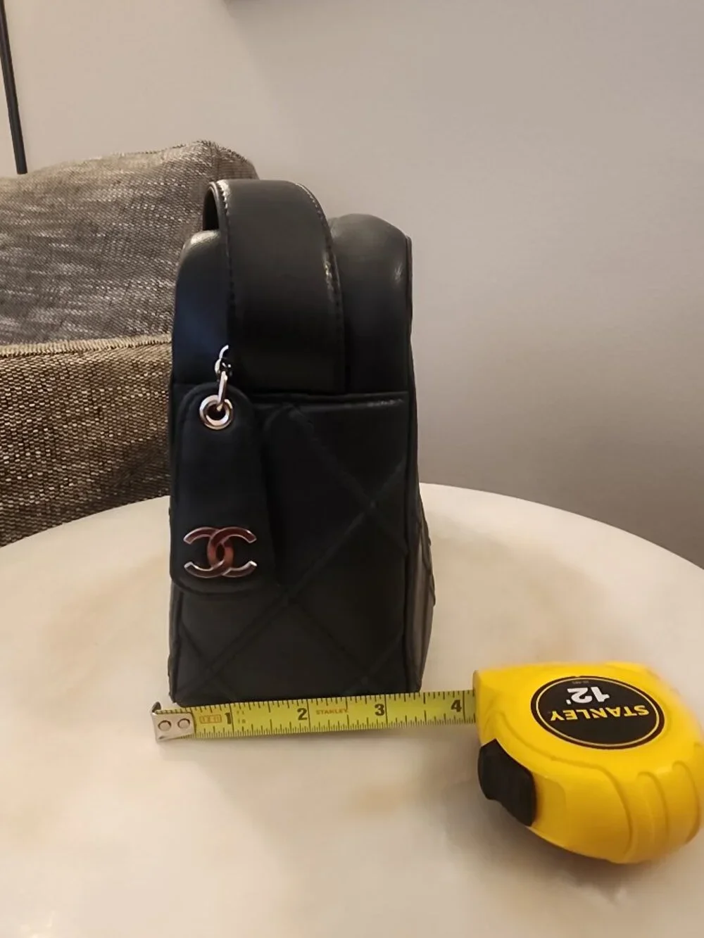 Chanel vintage shoulder bag